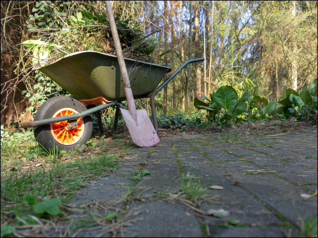 Green Waste Disposal. Garden Services in Royal Leamington Spa